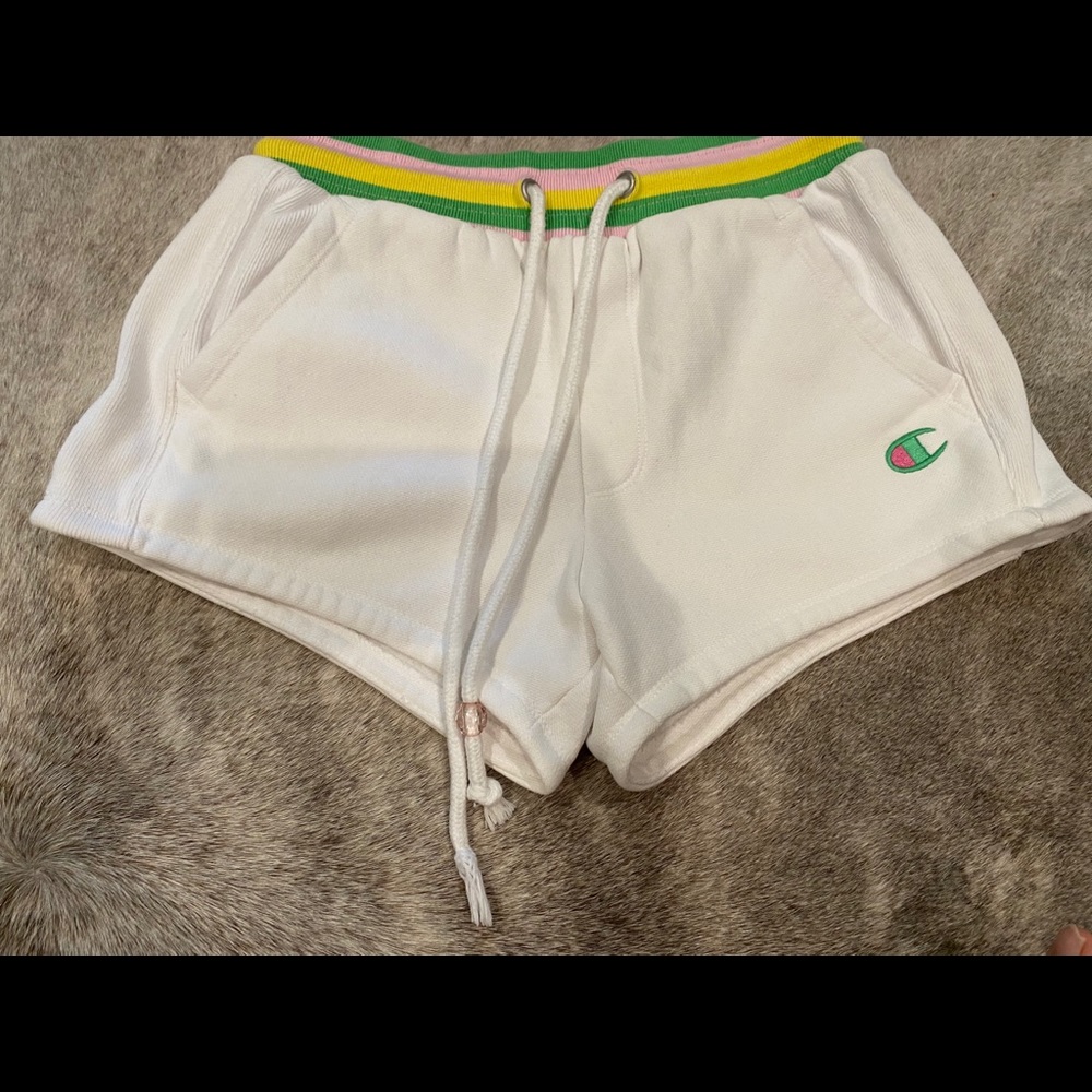 Multi-colored, Super cute Champion shorts, size xs